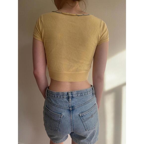 Floral Embroidered Clasp Cardigan - Picture 5 of 5